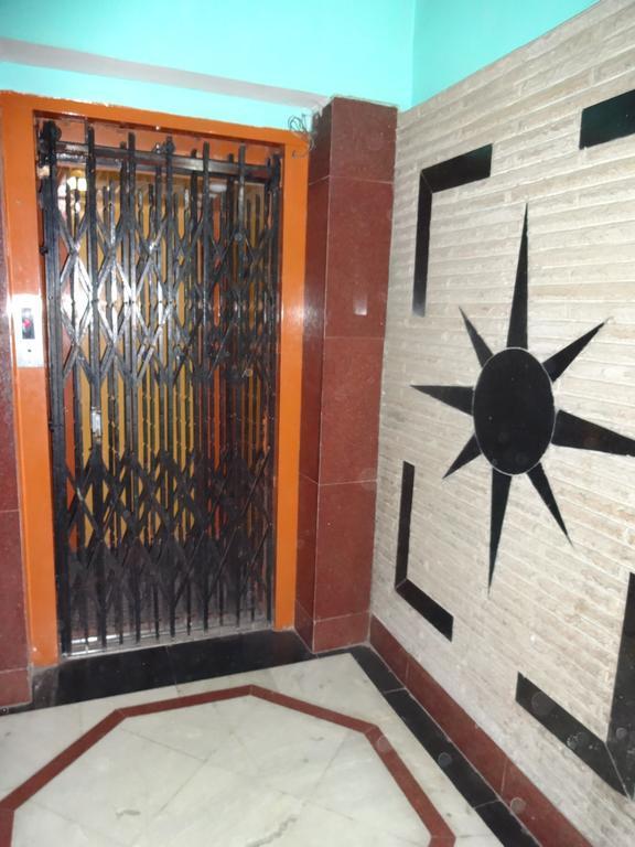 גאיה Ajatsatru Hotel מראה חיצוני תמונה